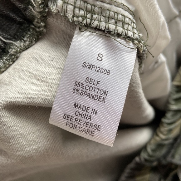 Cargo pants - Picture 4 of 5